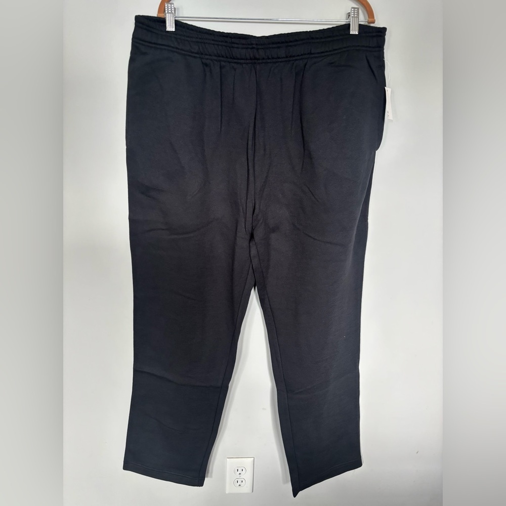 Amazon Essentials Women’s Black Joggers NWT